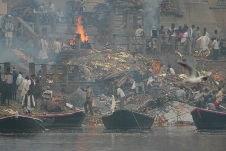 varanasi-burning-ghat-031