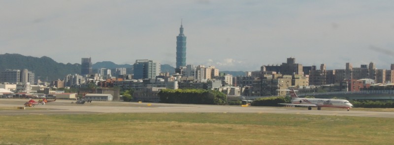 TSA-airport-field-view (2)