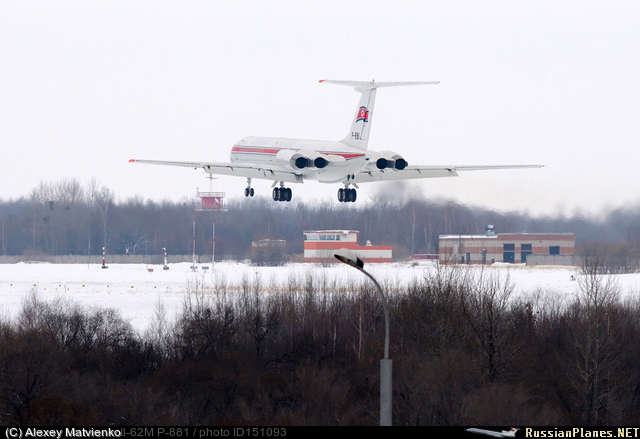 AirKoryo-P-881-IL-62M-KHV