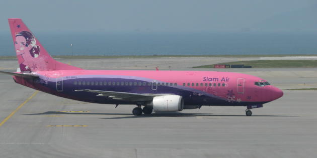 20150331_143026_Siam-Air-B737-300-1993-at-2015-HKG