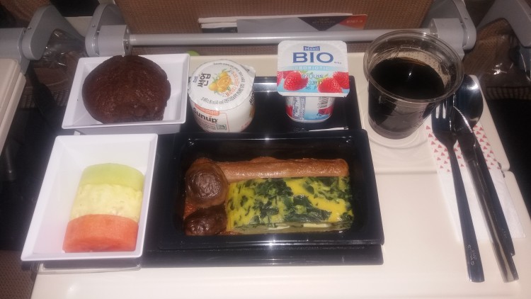 EY873-ICN-AUH-Y-inflight-meal-20180214_082139