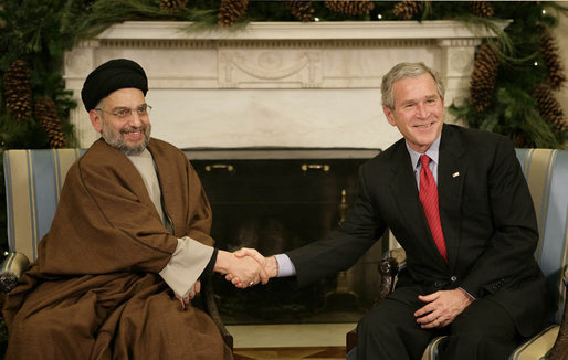 Al-Hakim_meets_G_W__Bush.jpg