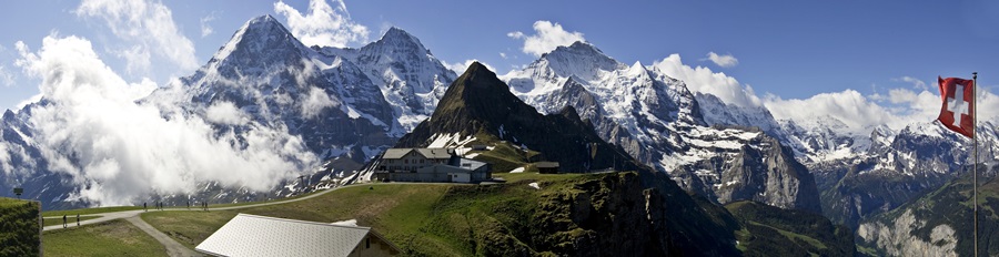 멘리헨 정상에서 바라본 융프라우(Jungfrau) 모습.